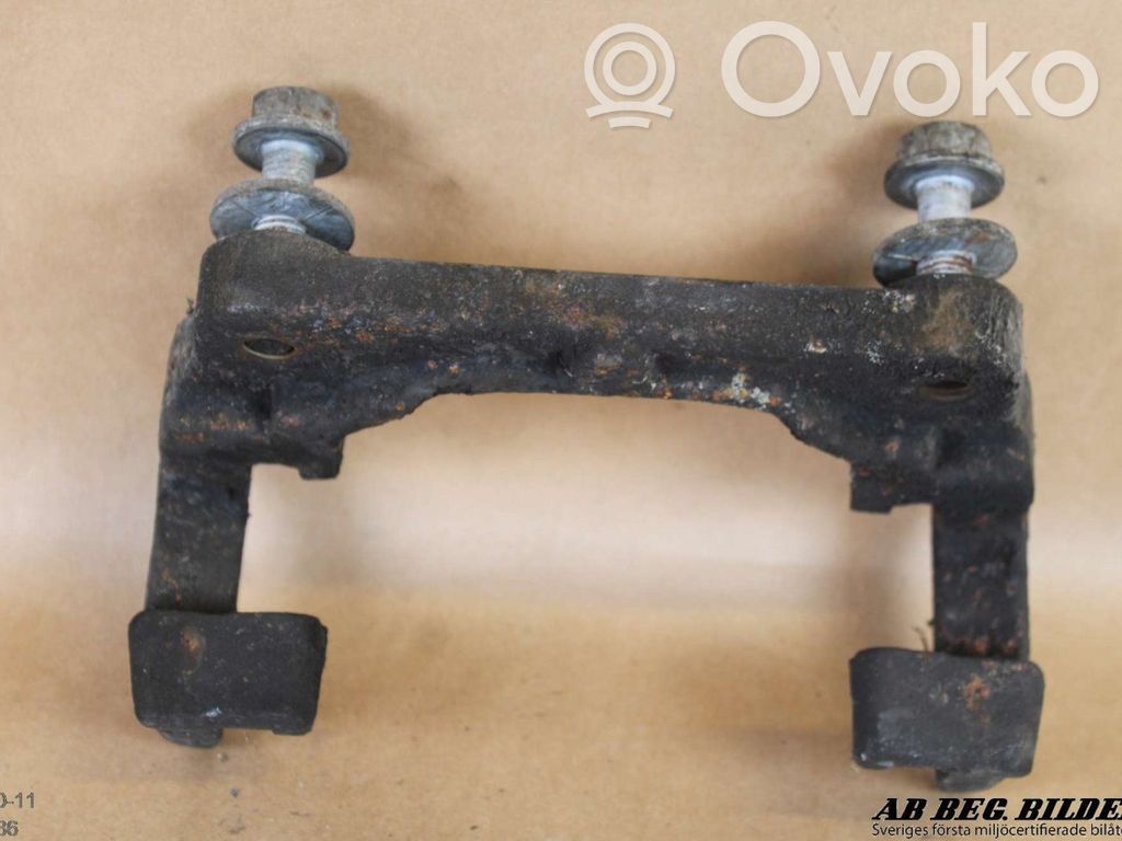 BMW 5 E60 E61 Front Brake Caliper Pad/Carrier 