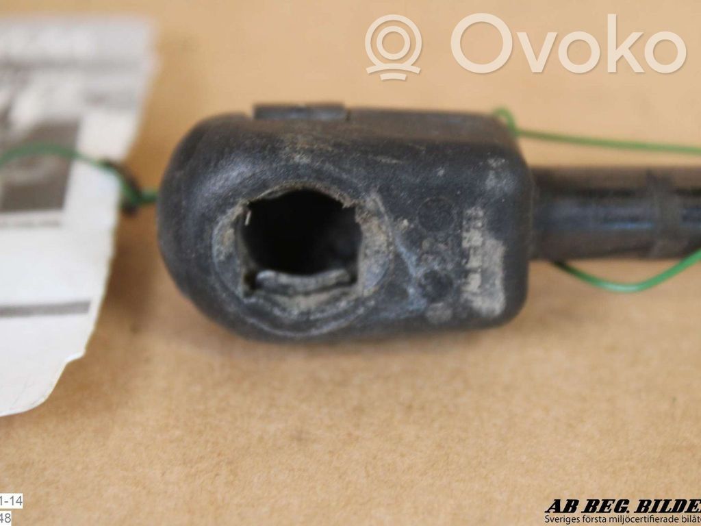 Ford Focus Tailgate strut 