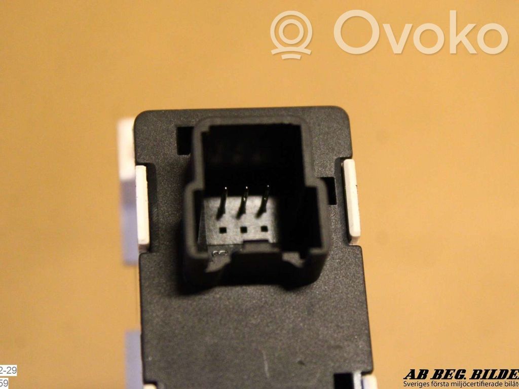 Hazard light switch   2M5T13A350AA