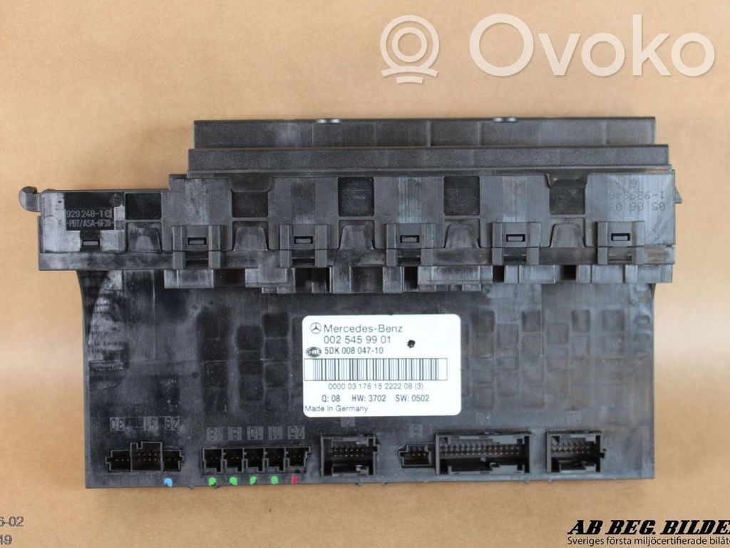 Mercedes-Benz E W211 Fuse module 