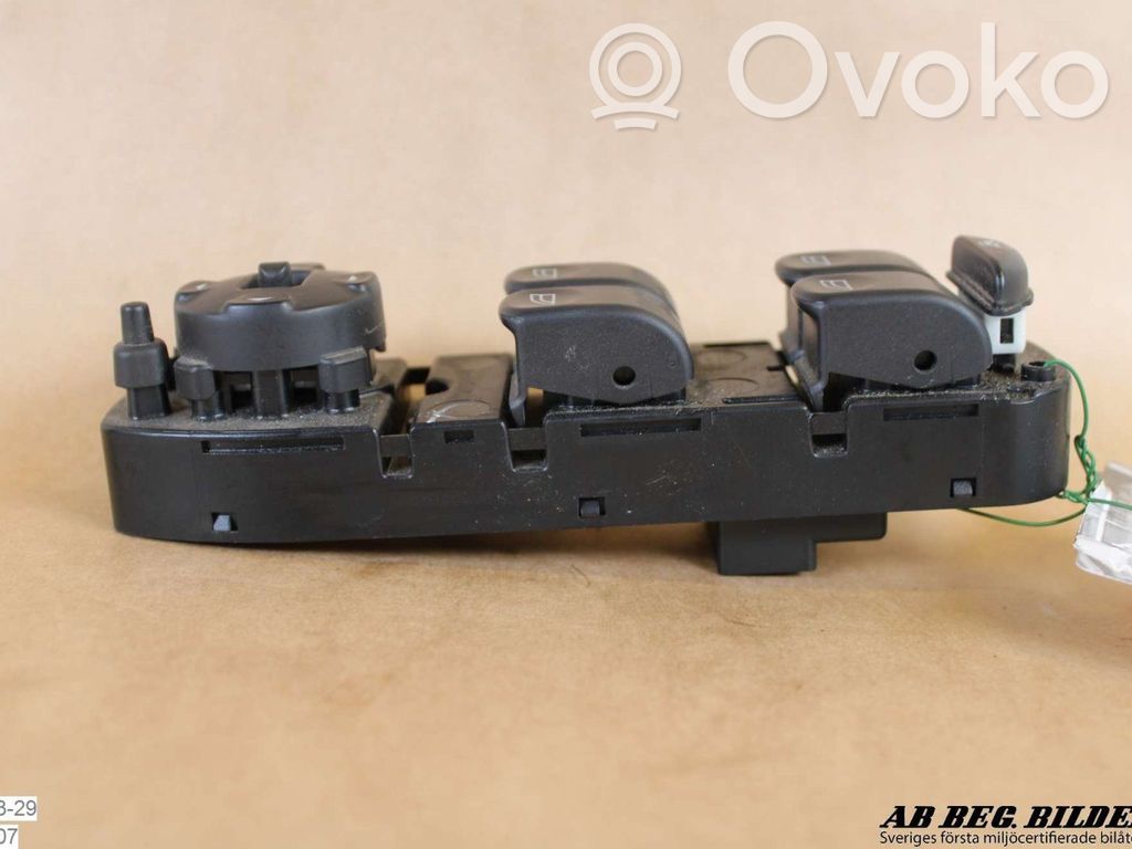 Jaguar X-Type Electric window control switch 