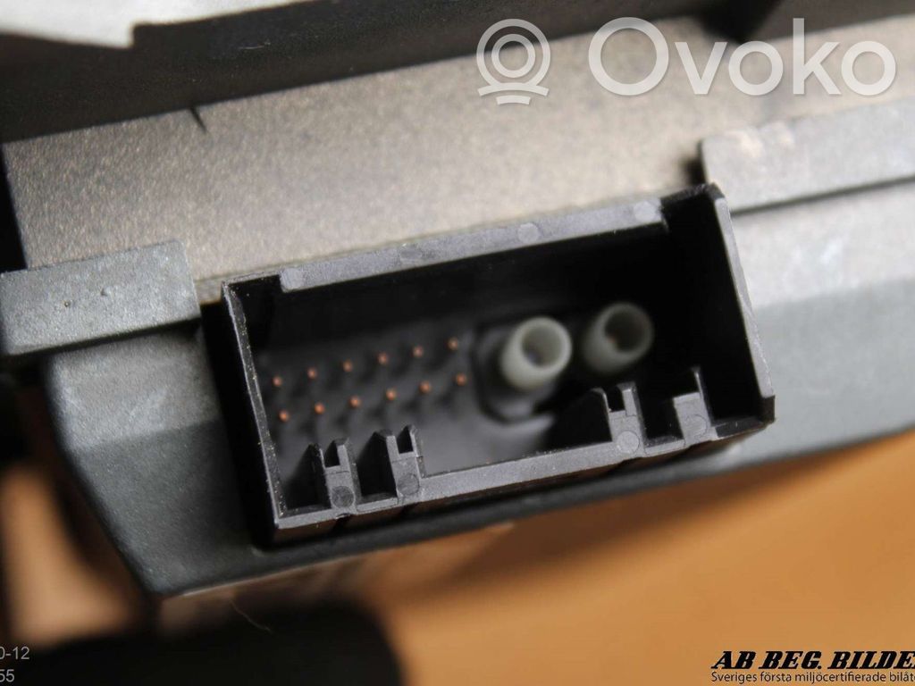 GPS navigation control unit/module   6563YK,9663321580