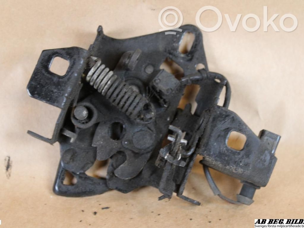 Volkswagen PASSAT B5.5 Engine bonnet/hood lock/catch 