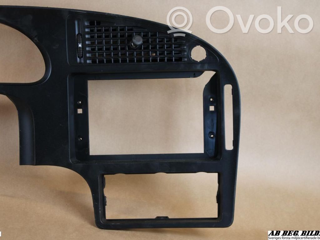 Saab 9-5 Instrumentu paneļa dekoratīvā apdare 