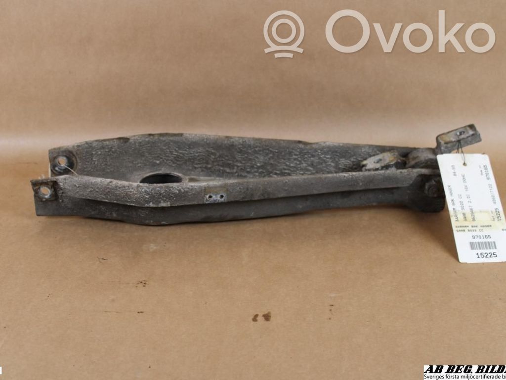 Rear control arm