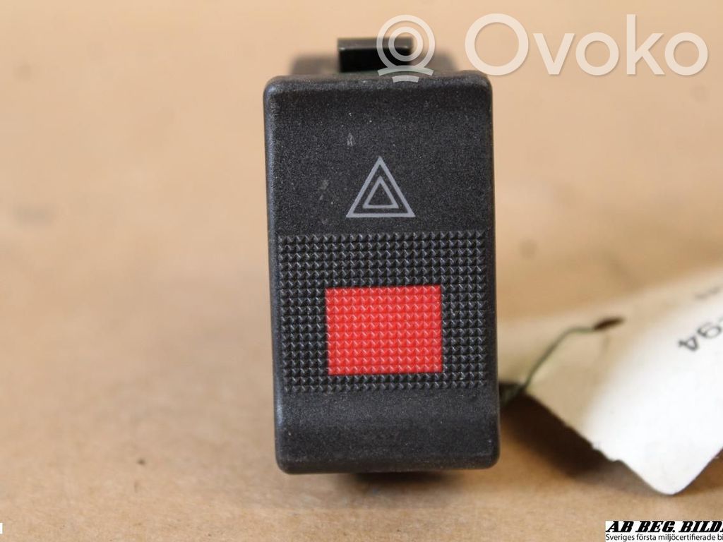 Audi 100 S4 C4 Hazard light switch 
