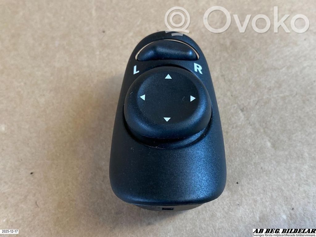 Wing mirror switch   12801062,12801062