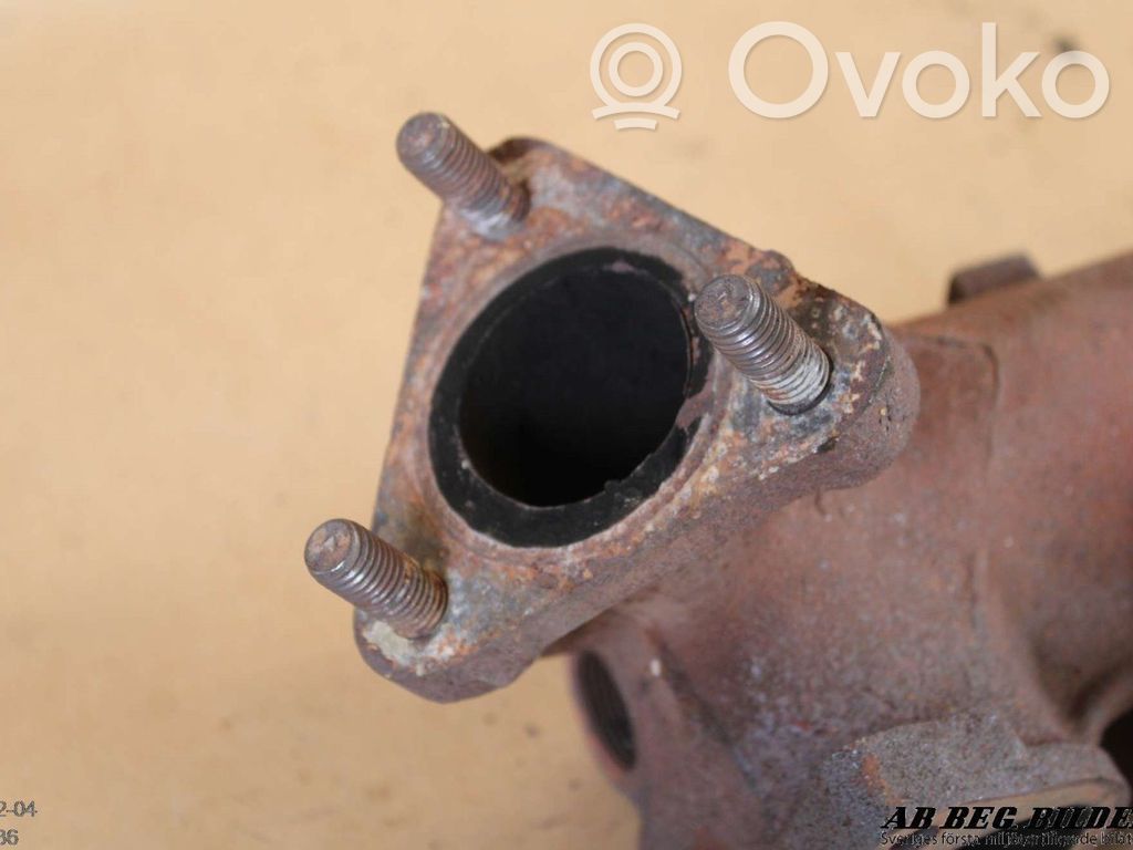 BMW 5 E34 Exhaust manifold 