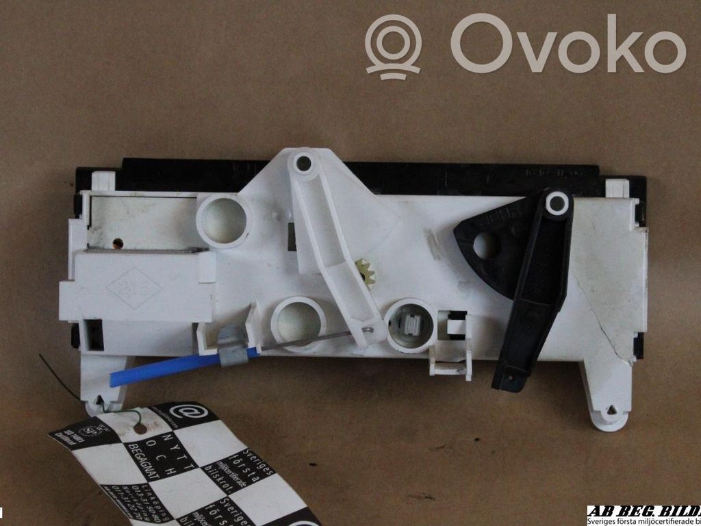 Renault Kangoo I Climate control unit 