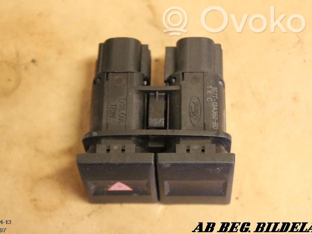 Ford Mondeo Mk III Comutator lumini pericol