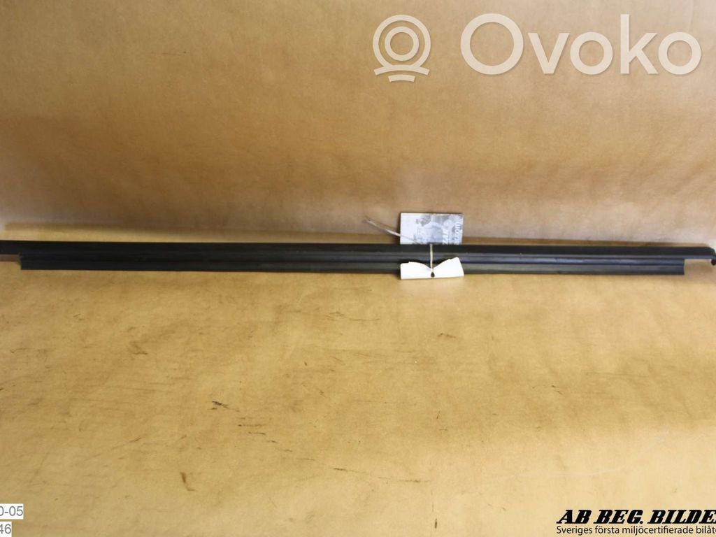 Volvo 240 Rear door trim (molding)