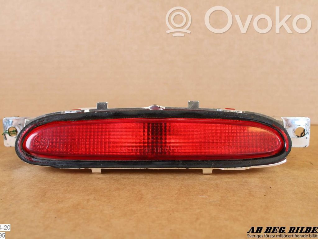 Chrysler 300M Third/center stoplight