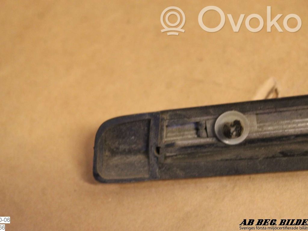 Volvo 240 Rivestimento passaruota anteriore