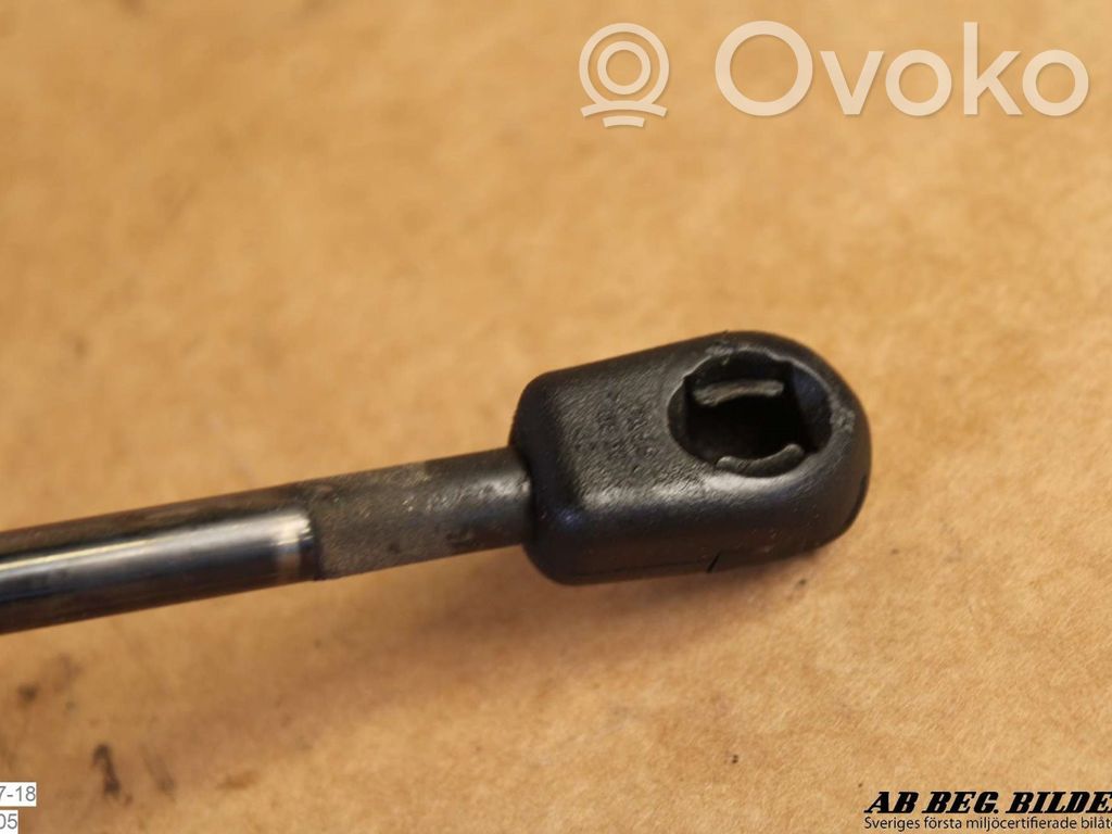 Ford Focus Muelle amortiguador puerta trasera