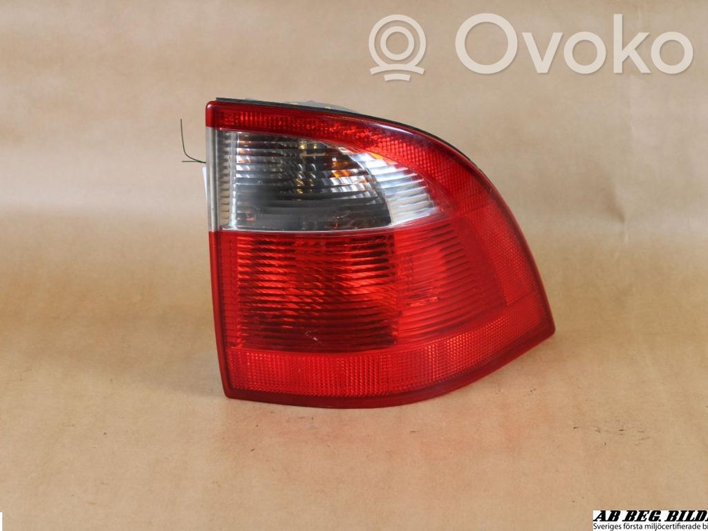 Saab 9-5 Lampă spate în caroserie 