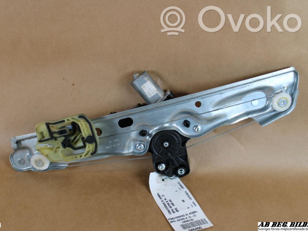 Opel Astra K Regulador de puerta delantera con motor 