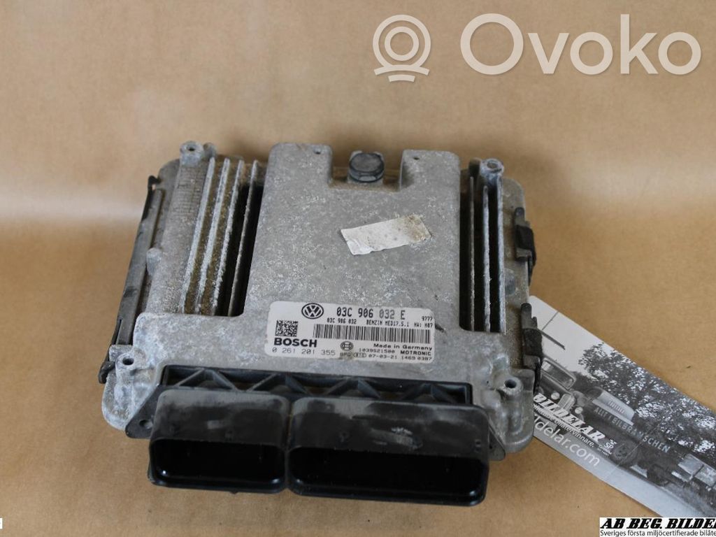 Volkswagen Golf V Engine control unit/module ECU 