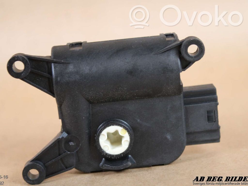 Volkswagen Caddy Silniczek nagrzewnicy nawiewu klimatyzacji A/C 