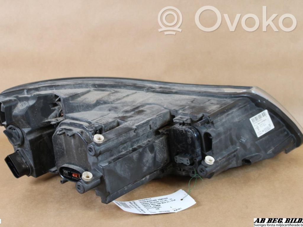Skoda Octavia Mk2 (1Z) Headlight/headlamp 