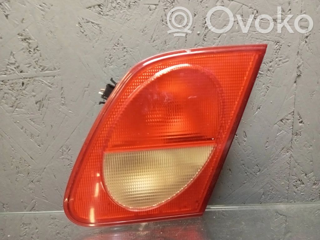Mercedes-Benz E W210 Lampy tylnej klapy bagażnika 