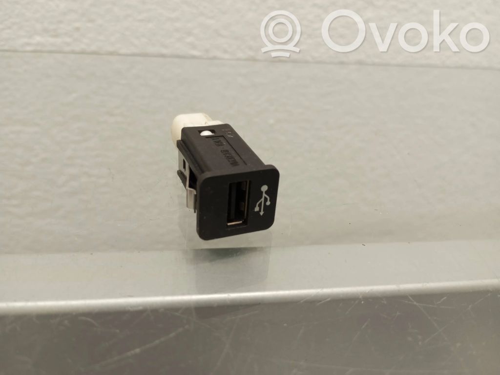 USB jungtis   9237656