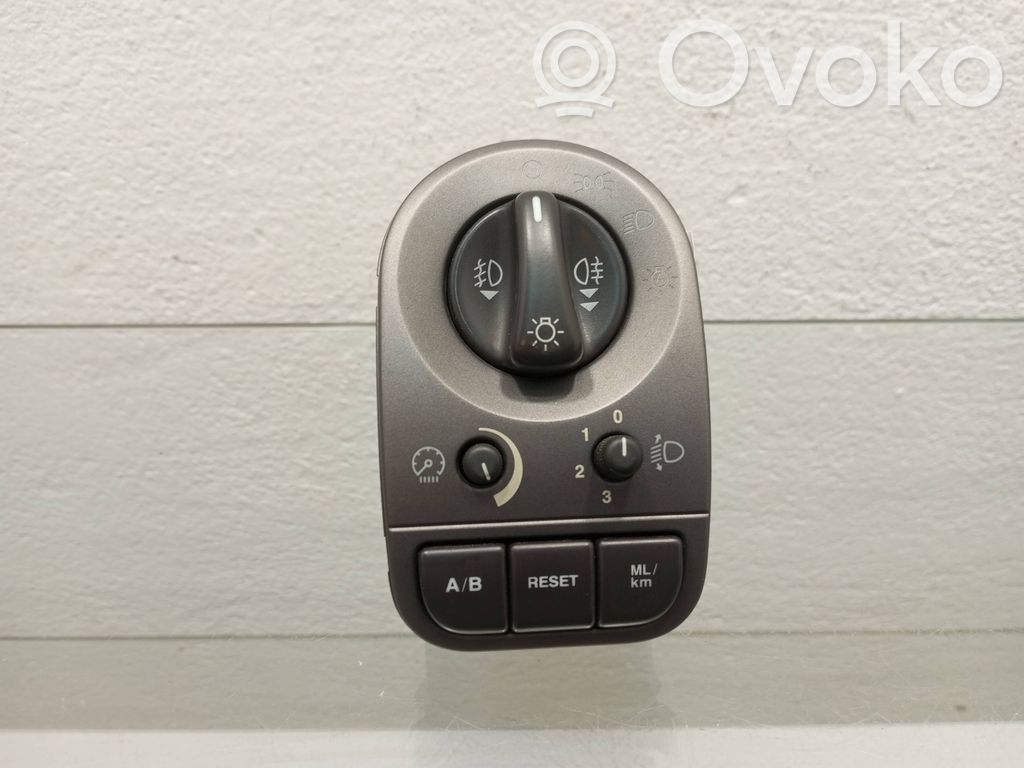 Jaguar X-Type Light switch 