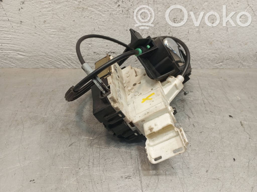 Citroen C4 I Etuoven lukko 