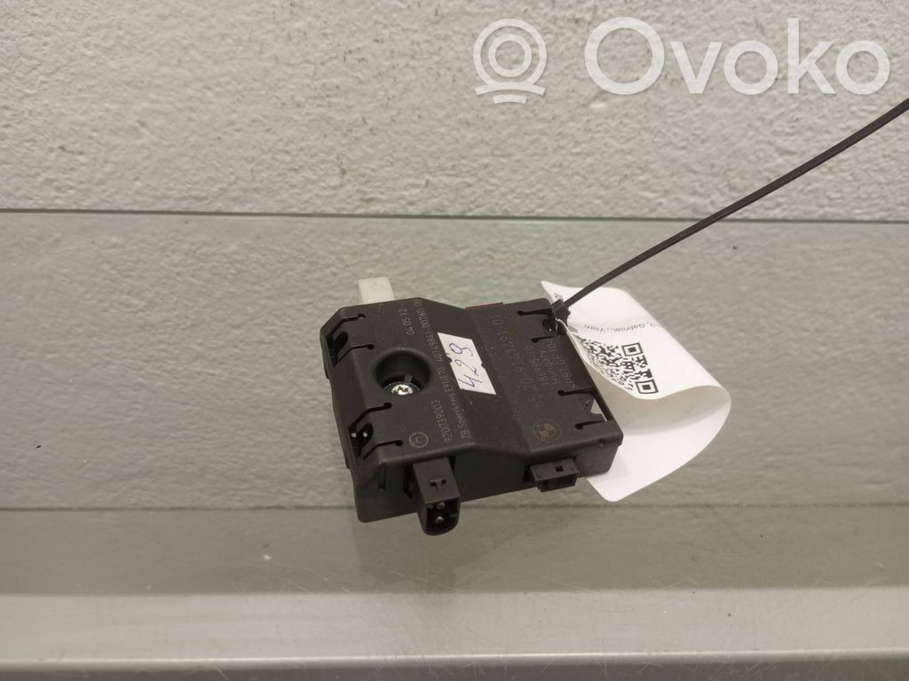 BMW 3 E90 E91 Antenos stiprintuvas 
