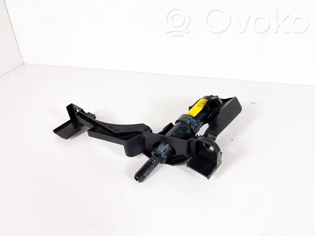 BMW 3 E46 Headlight/headlamp mounting bracket 