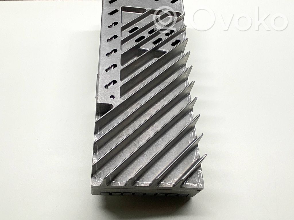 BMW M5 Garso stiprintuvas 