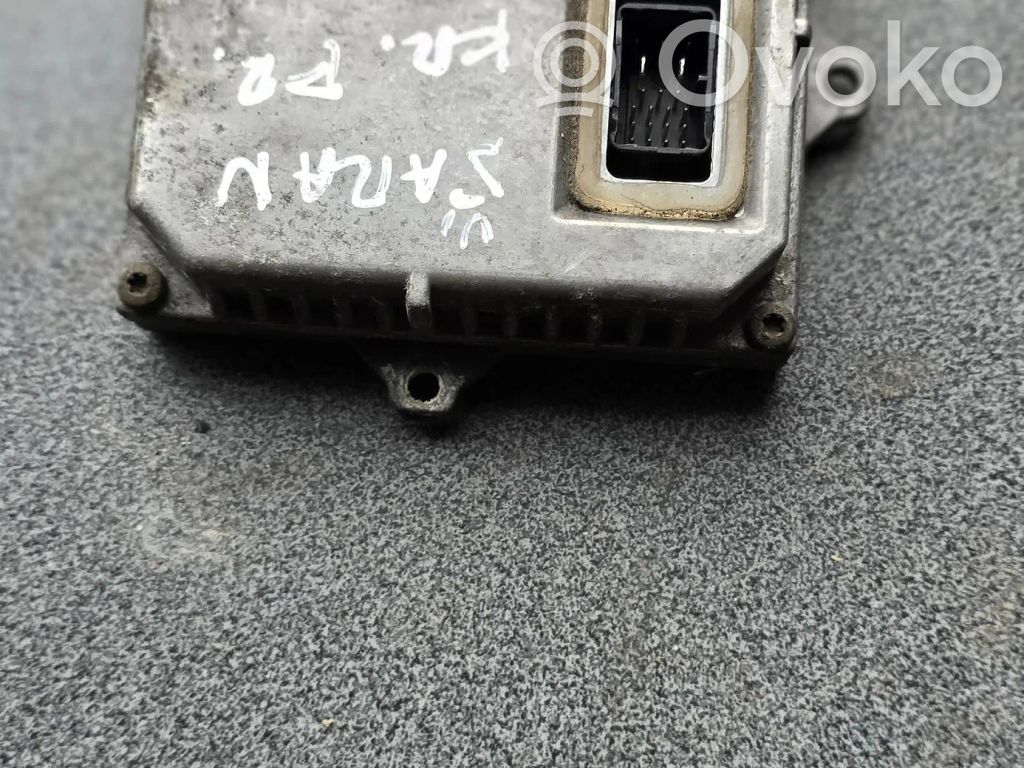 Volkswagen Sharan Lampa przednia 