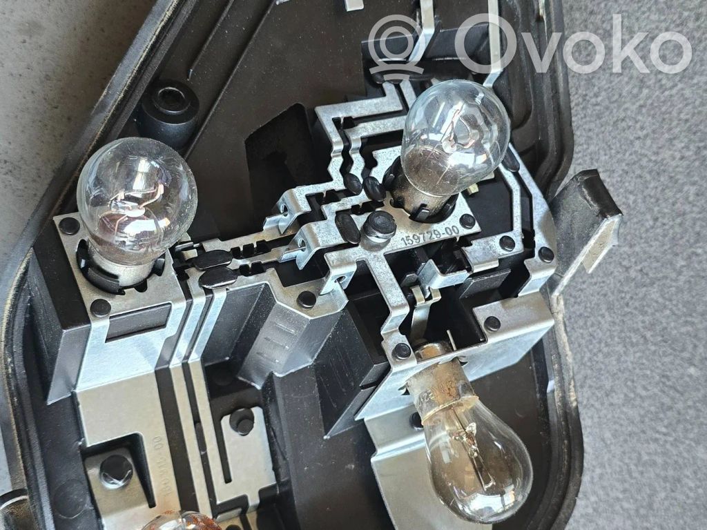 Opel Astra H Tail light bulb cover holder 