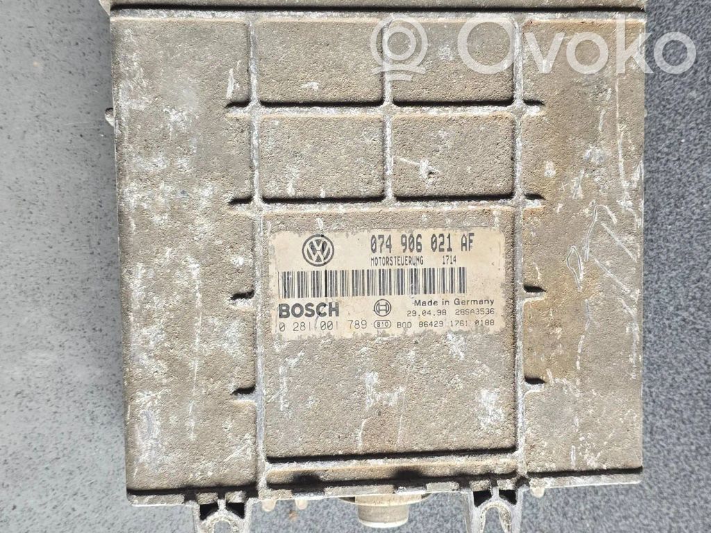 Volkswagen II LT Engine control unit/module 