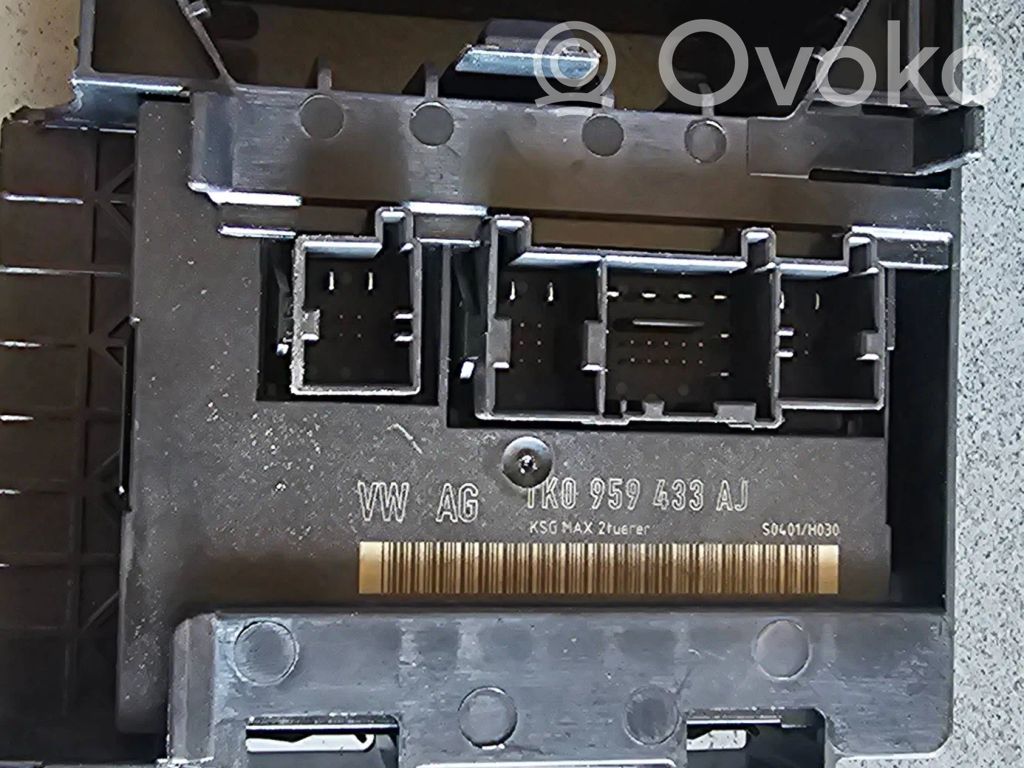 Volkswagen Golf V Comfort/convenience module 