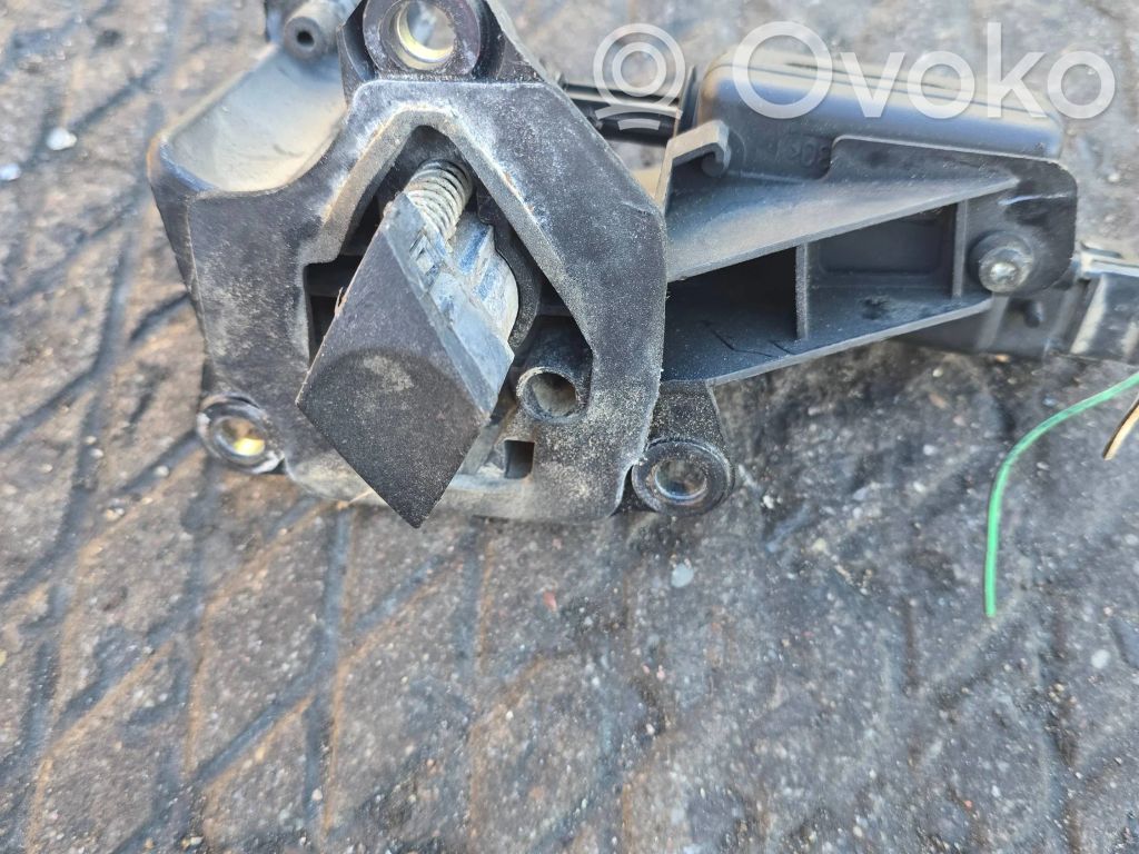 Renault Clio III Takaluukun/tavaratilan luukun ulkokahva 