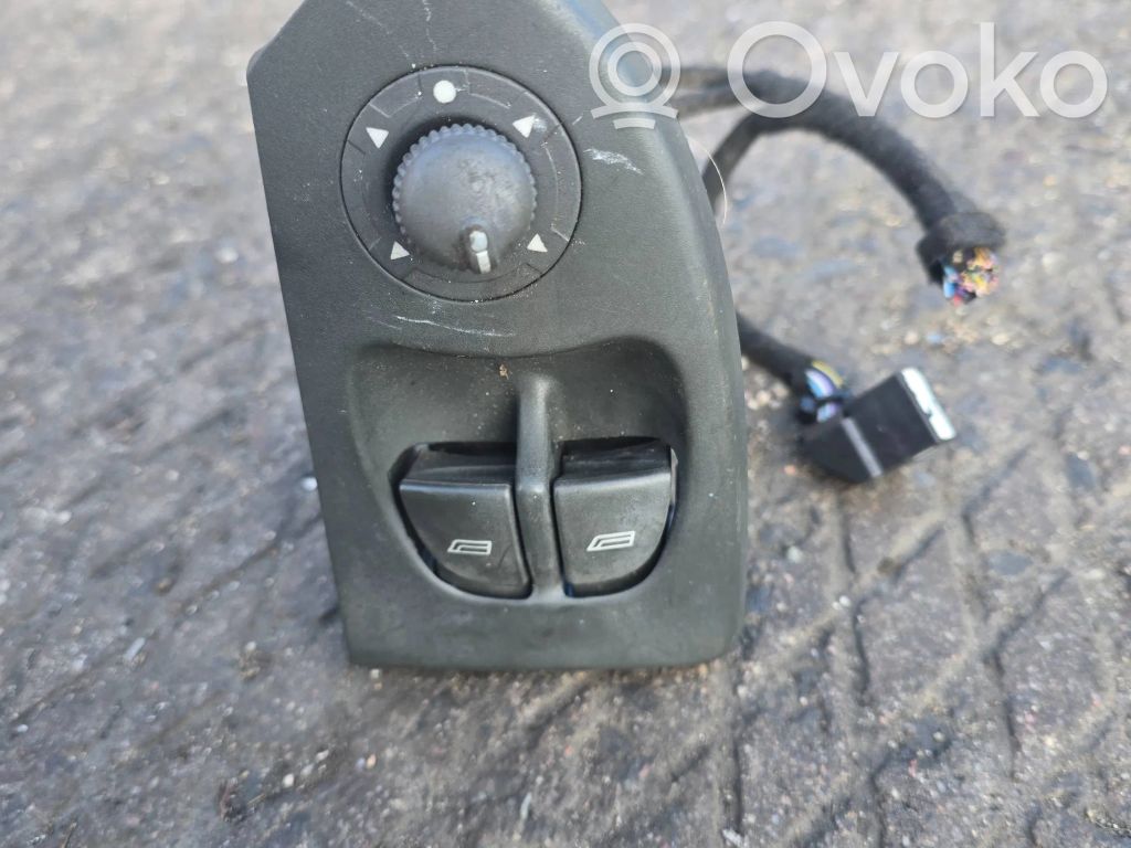 Fiat Ducato Quarter vent window switch 