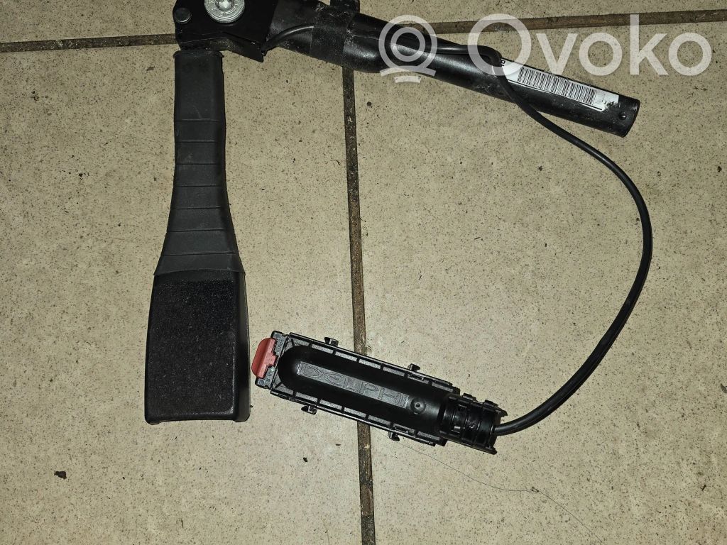 Opel Corsa D Hebilla del cinturón delantero 