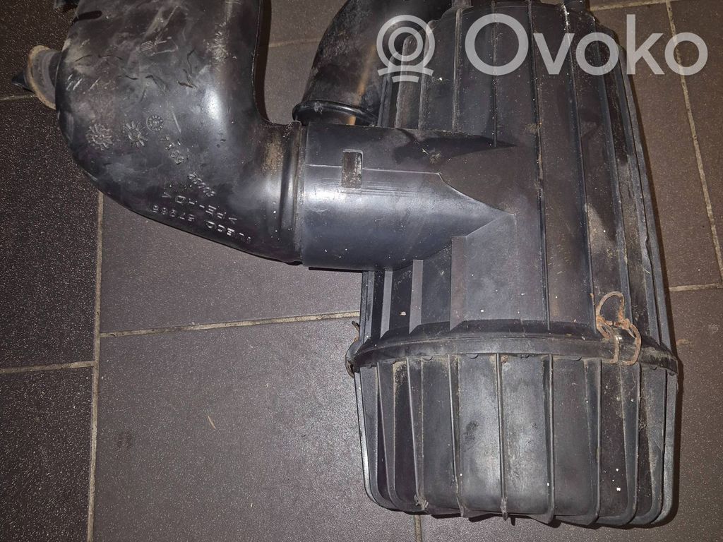 Iveco Daily 3rd gen Luftfilterkasten 