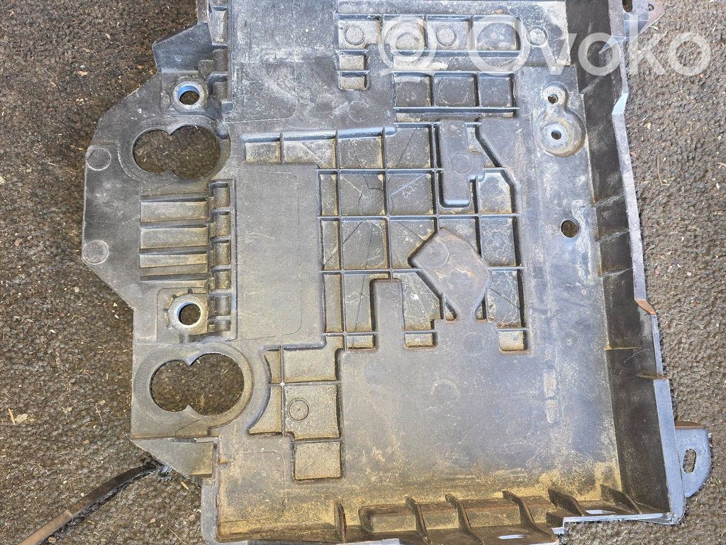 Renault Clio III Akumulatora kaste 