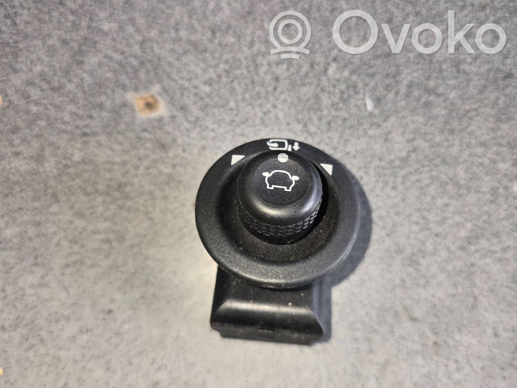 Interruptor del espejo lateral   GA6T17B676BA