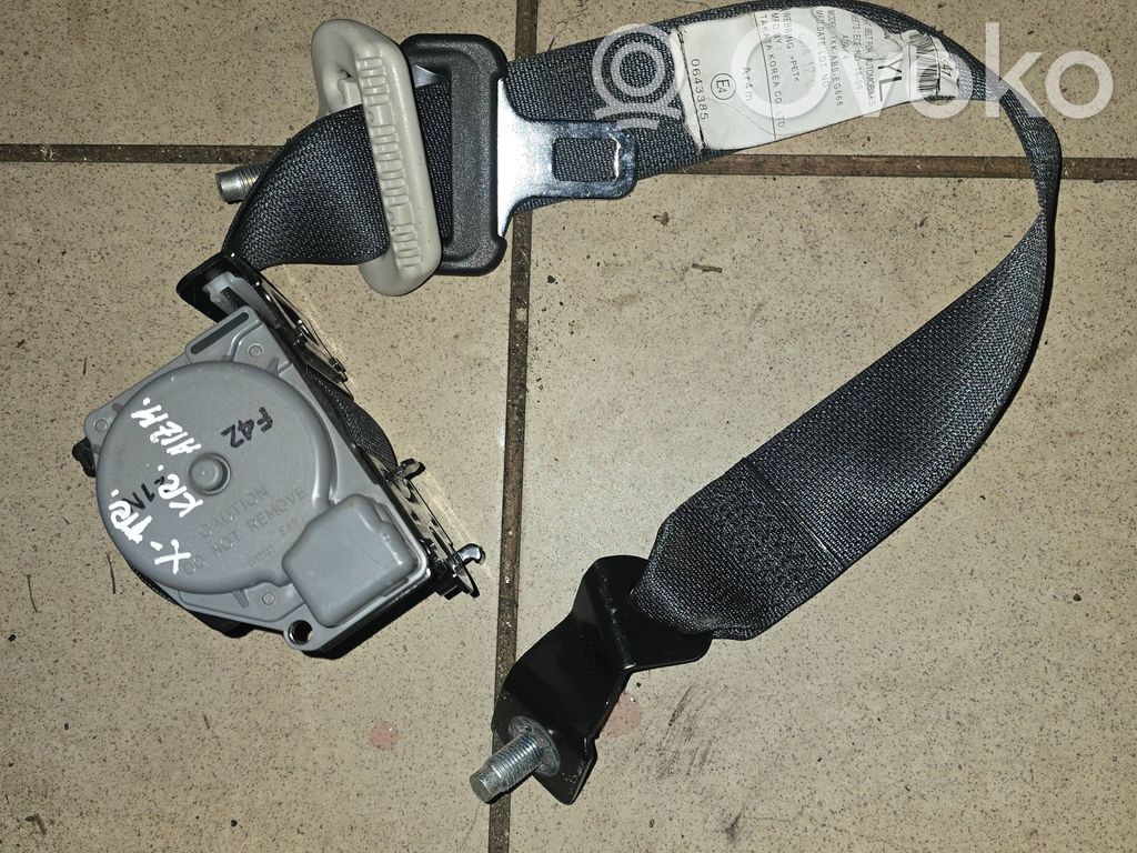 Nissan X-Trail T32 Rear seatbelt 