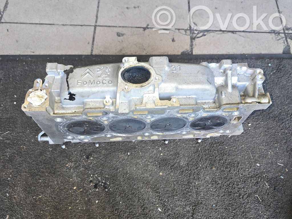 Ford Focus Engine head 