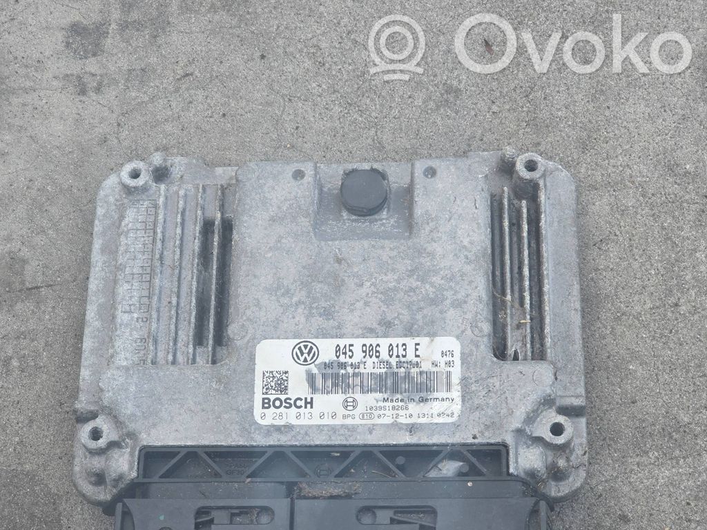 Volkswagen Polo IV 9N3 Sterownik / Moduł ECU 