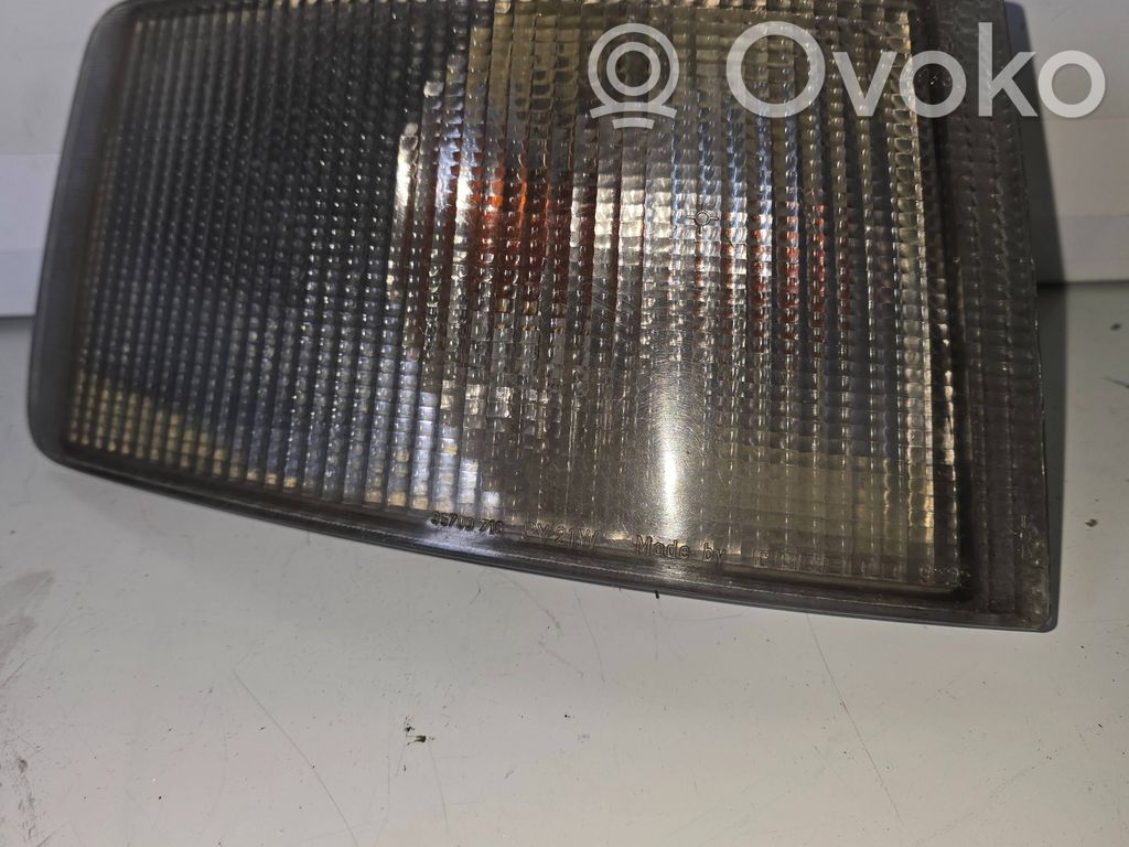 Frontblinker   35700747