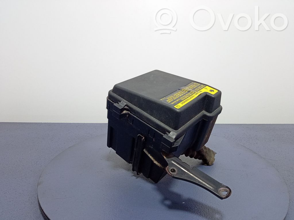 Fuse box set   5248950,5248950
