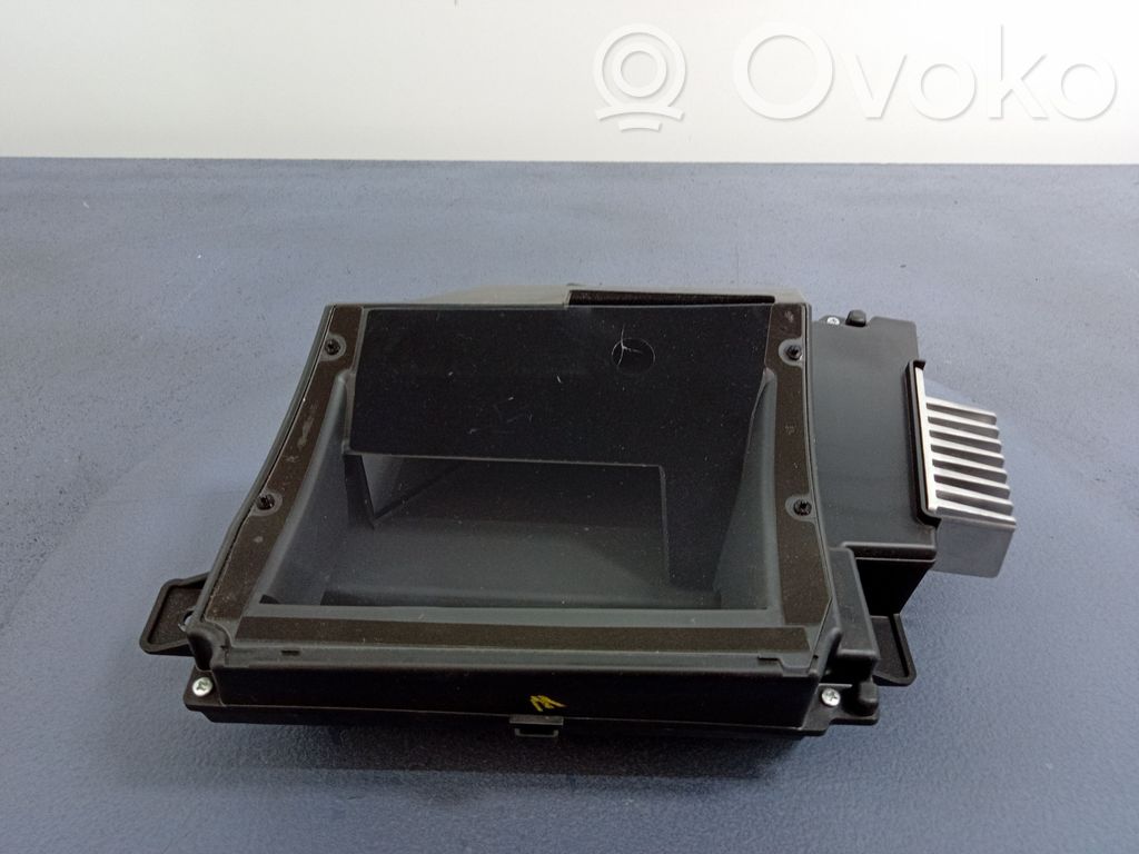 Opel Insignia B Panel / Radioodtwarzacz CD/DVD/GPS 