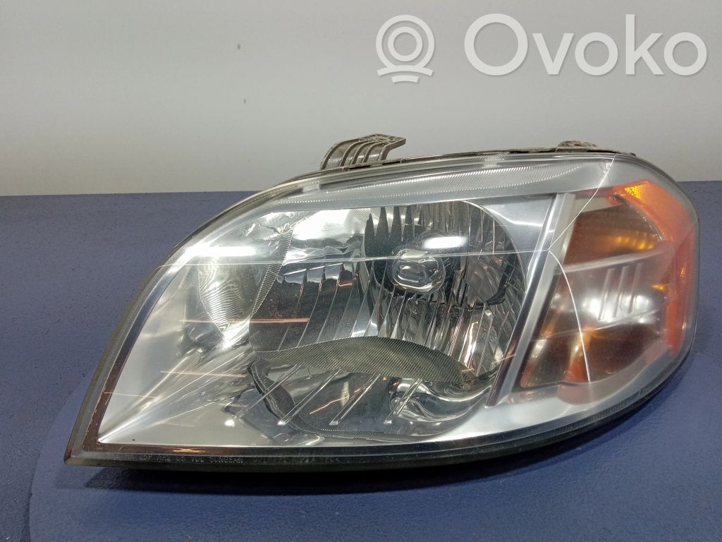Chevrolet Aveo Priekšējais lukturis 