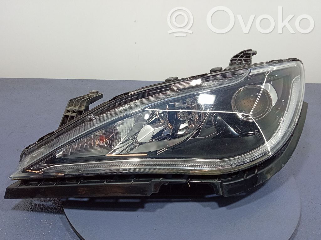 Chrysler Pacifica Priekšējais lukturis 