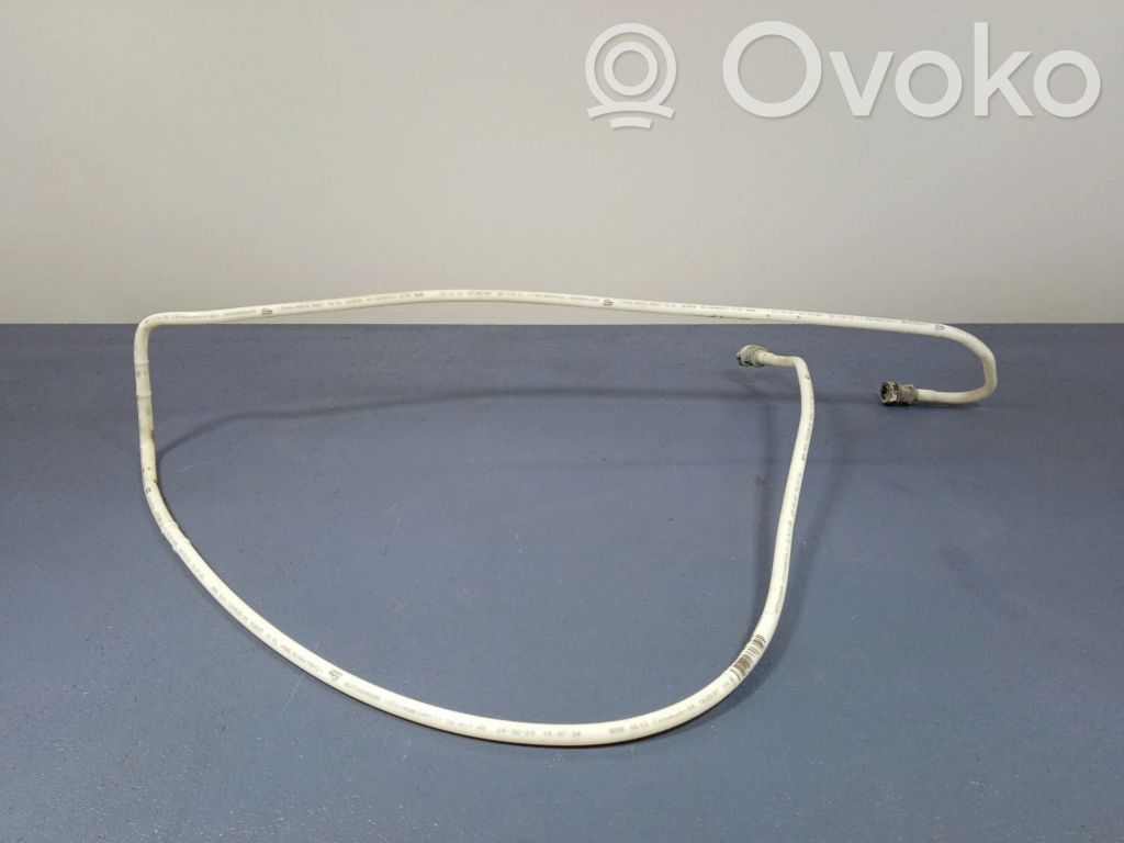 Polttoaineputki   7300625,7300625