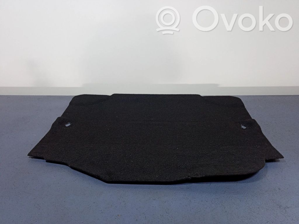 BMW 1 F40 Takaluukun alaosan verhoilusarja 